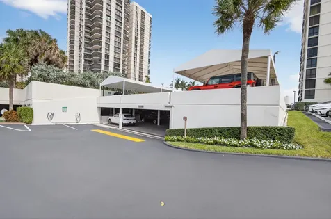 5380 N Ocean Drive Singer Island FL 33404