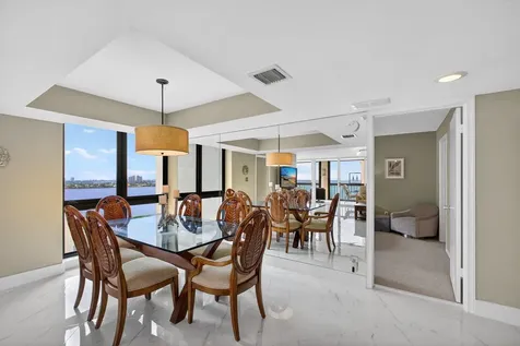 5380 N Ocean Drive Singer Island FL 33404