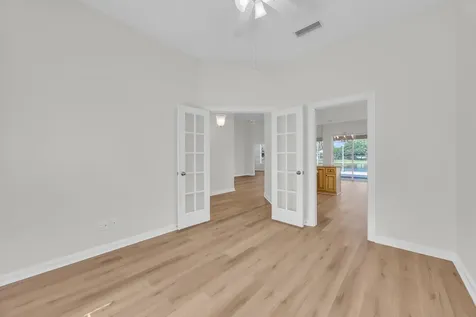 279 Kelsey Park Circle Palm Beach Gardens FL 33410