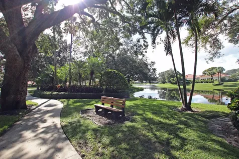279 Kelsey Park Circle Palm Beach Gardens FL 33410