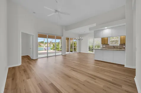 279 Kelsey Park Circle Palm Beach Gardens FL 33410