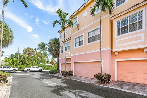 124 Harbors Way Boynton Beach FL 33435