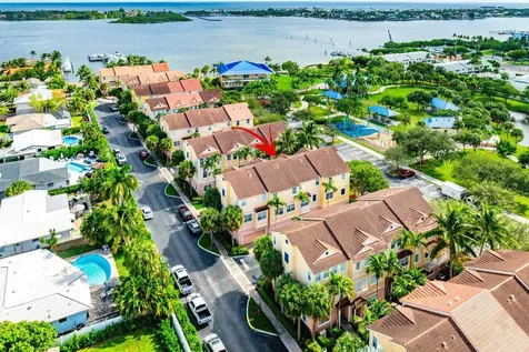 124 Harbors Way Boynton Beach FL 33435