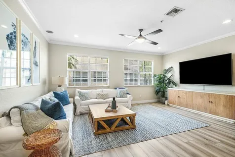 124 Harbors Way Boynton Beach FL 33435