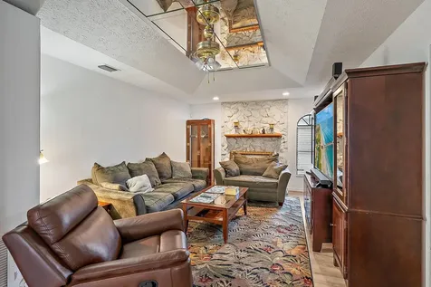 622 Sw Hogan Street Port Saint Lucie FL 34983