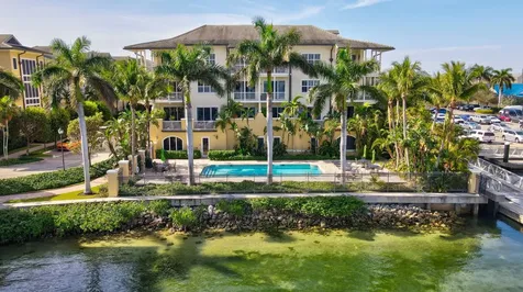 3960 N Flagler Drive West Palm Beach FL 33407