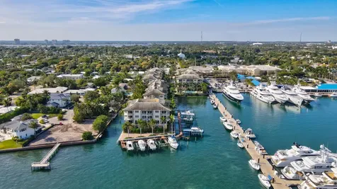 3960 N Flagler Drive West Palm Beach FL 33407