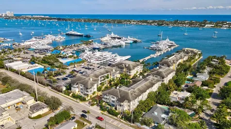 3960 N Flagler Drive West Palm Beach FL 33407