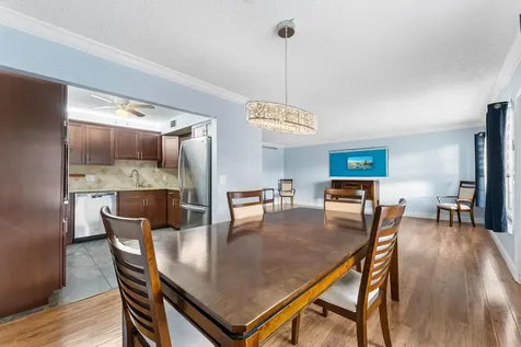 202 Wellington A West Palm Beach FL 33417