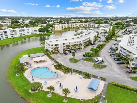 202 Wellington A West Palm Beach FL 33417