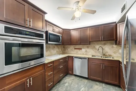 202 Wellington A West Palm Beach FL 33417