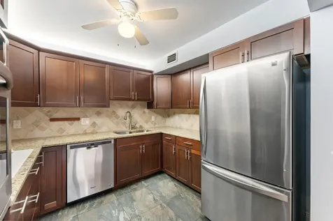 202 Wellington A West Palm Beach FL 33417