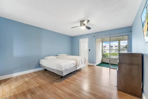 202 Wellington A West Palm Beach FL 33417