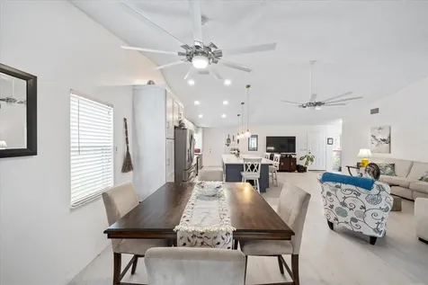 6751 Se Lillian Court Stuart FL 34997