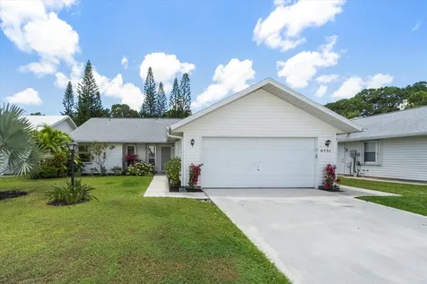 6751 Se Lillian Court Stuart FL 34997
