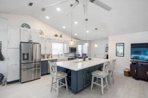 6751 Se Lillian Court Stuart FL 34997