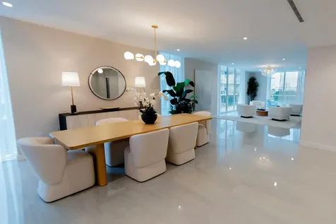 220 Se Mizner Boulevard Boca Raton FL 33432