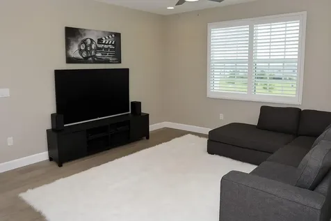 1402 Thistle Place Loxahatchee FL 33470