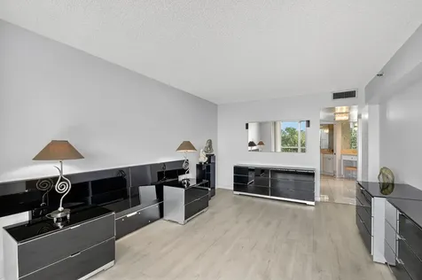 5301 Fountains Drive Lake Worth FL 33467