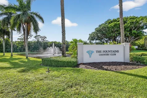 5301 Fountains Drive Lake Worth FL 33467