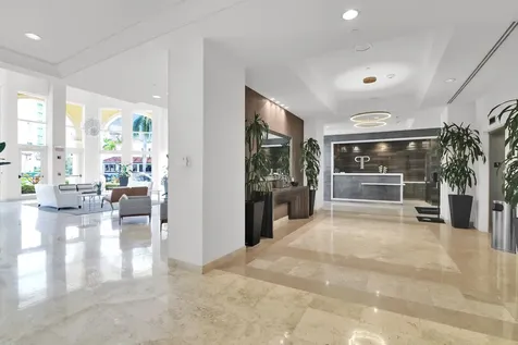 99 Se Mizner Boulevard Boca Raton FL 33432