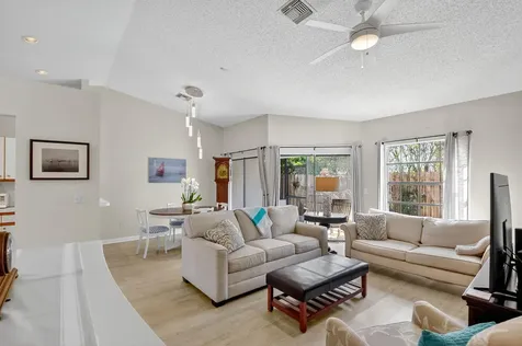 13534 Fountain View Boulevard Wellington FL 33414