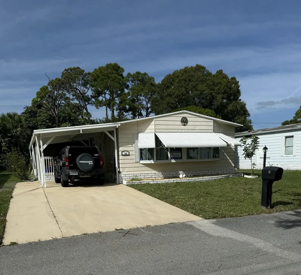 14 Sierra Del Norte Fort Pierce FL 34951