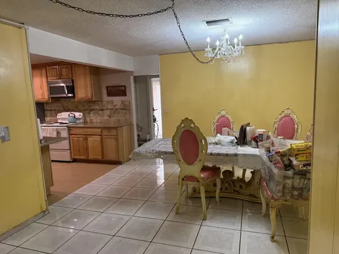 2360 Nw 37th Terrace Lauderdale Lakes FL 33311