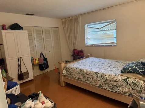 2360 Nw 37th Terrace Lauderdale Lakes FL 33311