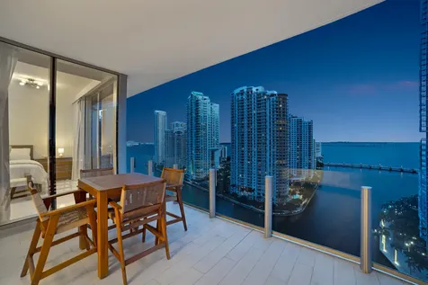 300 Biscayne Boulevard Way Miami FL 33131