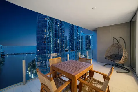 300 Biscayne Boulevard Way Miami FL 33131