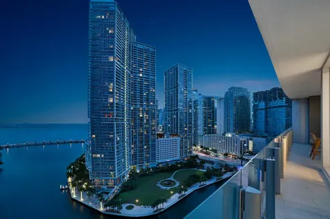 300 Biscayne Boulevard Way Miami FL 33131