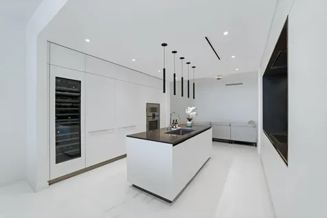 300 Biscayne Boulevard Way Miami FL 33131