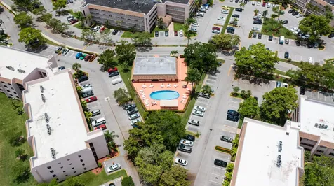 10422 Nw 24th Place Sunrise FL 33322
