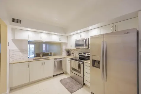 10422 Nw 24th Place Sunrise FL 33322