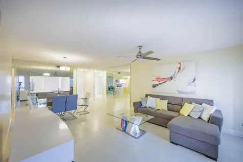 10422 Nw 24th Place Sunrise FL 33322