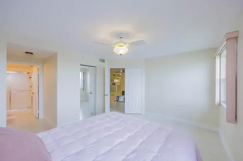 10422 Nw 24th Place Sunrise FL 33322