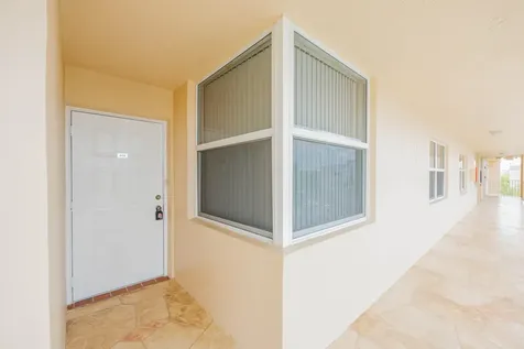 10422 Nw 24th Place Sunrise FL 33322