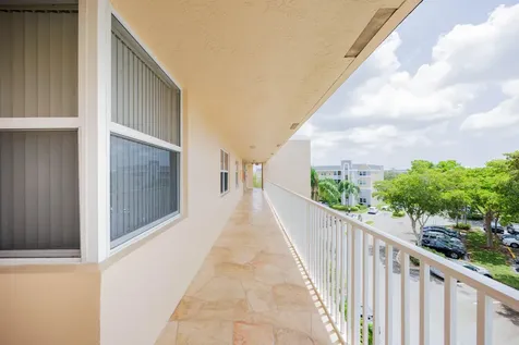 10422 Nw 24th Place Sunrise FL 33322