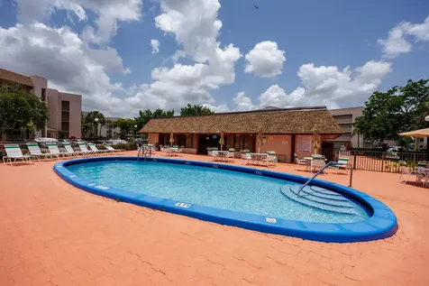 10422 Nw 24th Place Sunrise FL 33322
