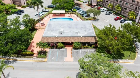 10422 Nw 24th Place Sunrise FL 33322