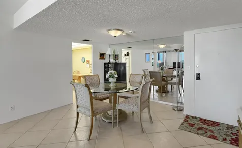 2860 S Ocean Boulevard Palm Beach FL 33480