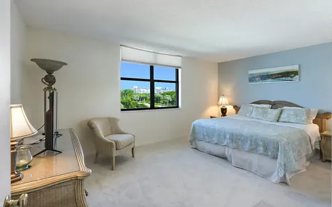 2860 S Ocean Boulevard Palm Beach FL 33480