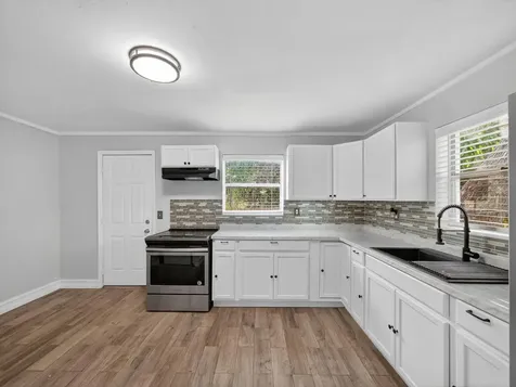 1373 W 35th Street Riviera Beach FL 33404