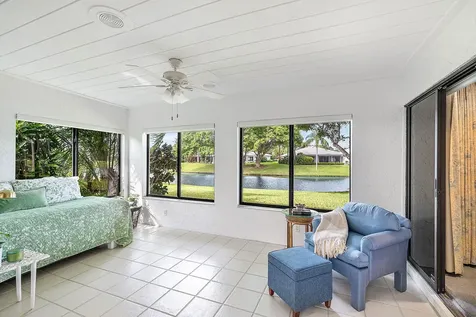 14 Brentwood Drive Boynton Beach FL 33436