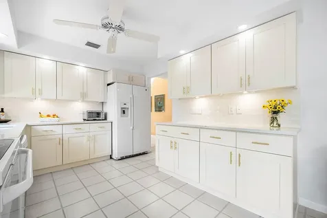 14 Brentwood Drive Boynton Beach FL 33436