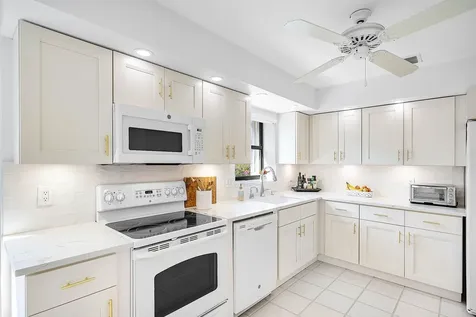 14 Brentwood Drive Boynton Beach FL 33436