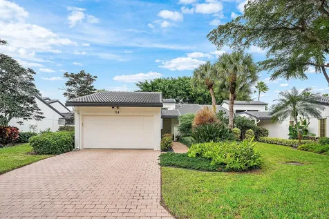 14 Brentwood Drive Boynton Beach FL 33436