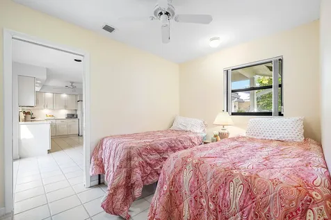 14 Brentwood Drive Boynton Beach FL 33436
