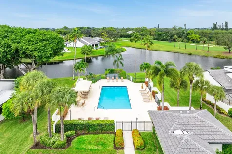14 Brentwood Drive Boynton Beach FL 33436